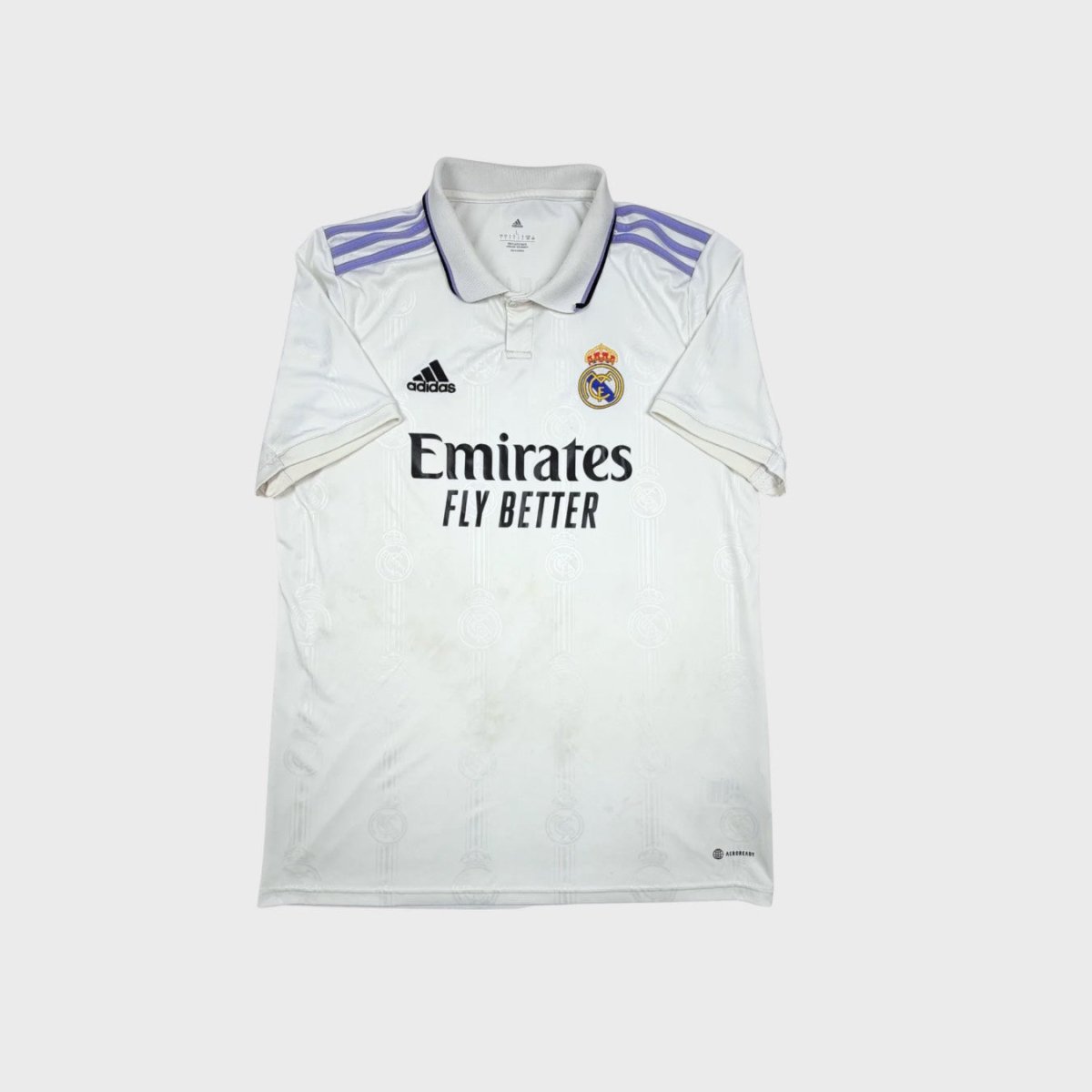 2022/23 Real Madrid Domicile - Tchouameni 8 *COMPLET* (L) - Iconic Football Shop