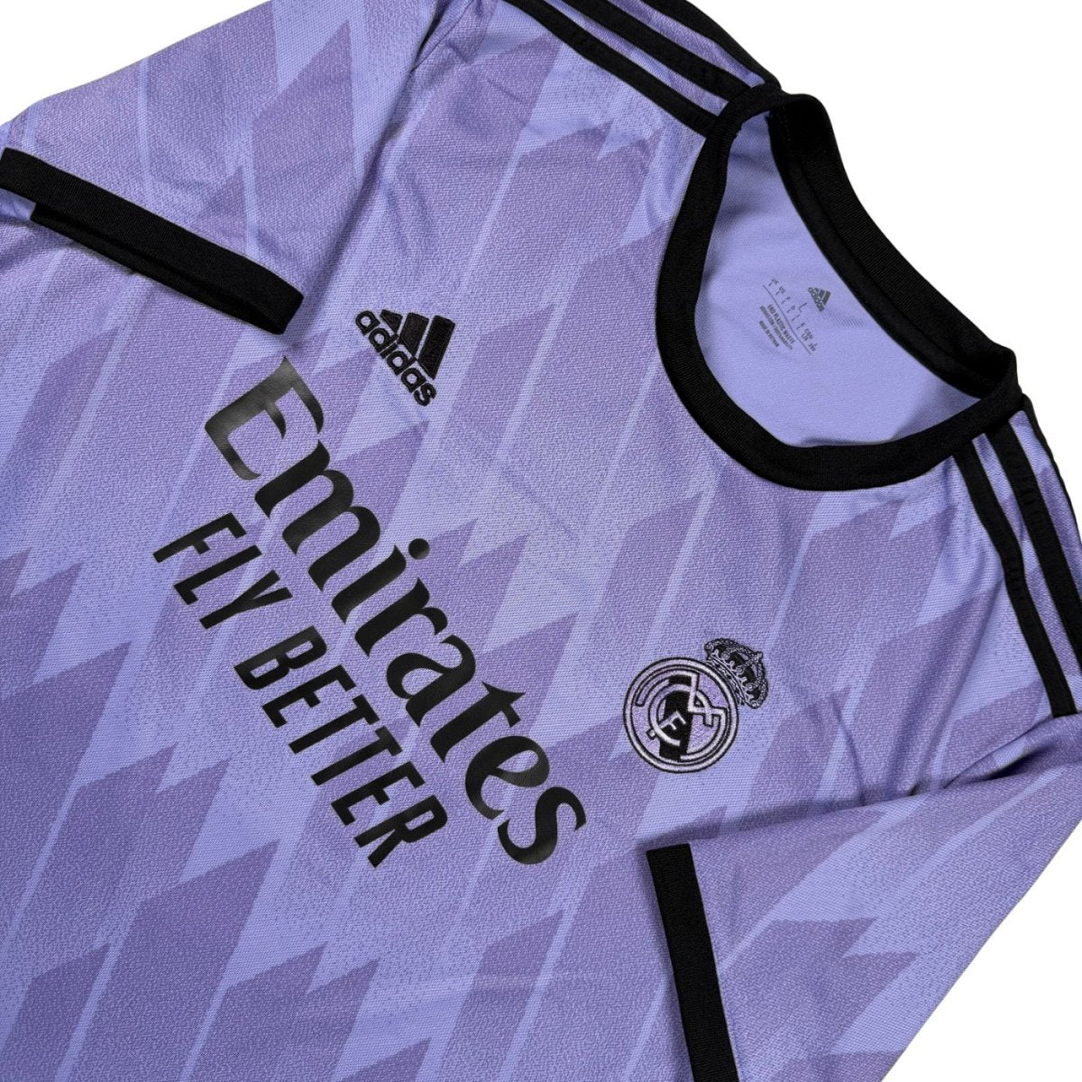 2022/23 Real Madrid Extérieur - Benzema 9 (L) - Iconic Football Shop