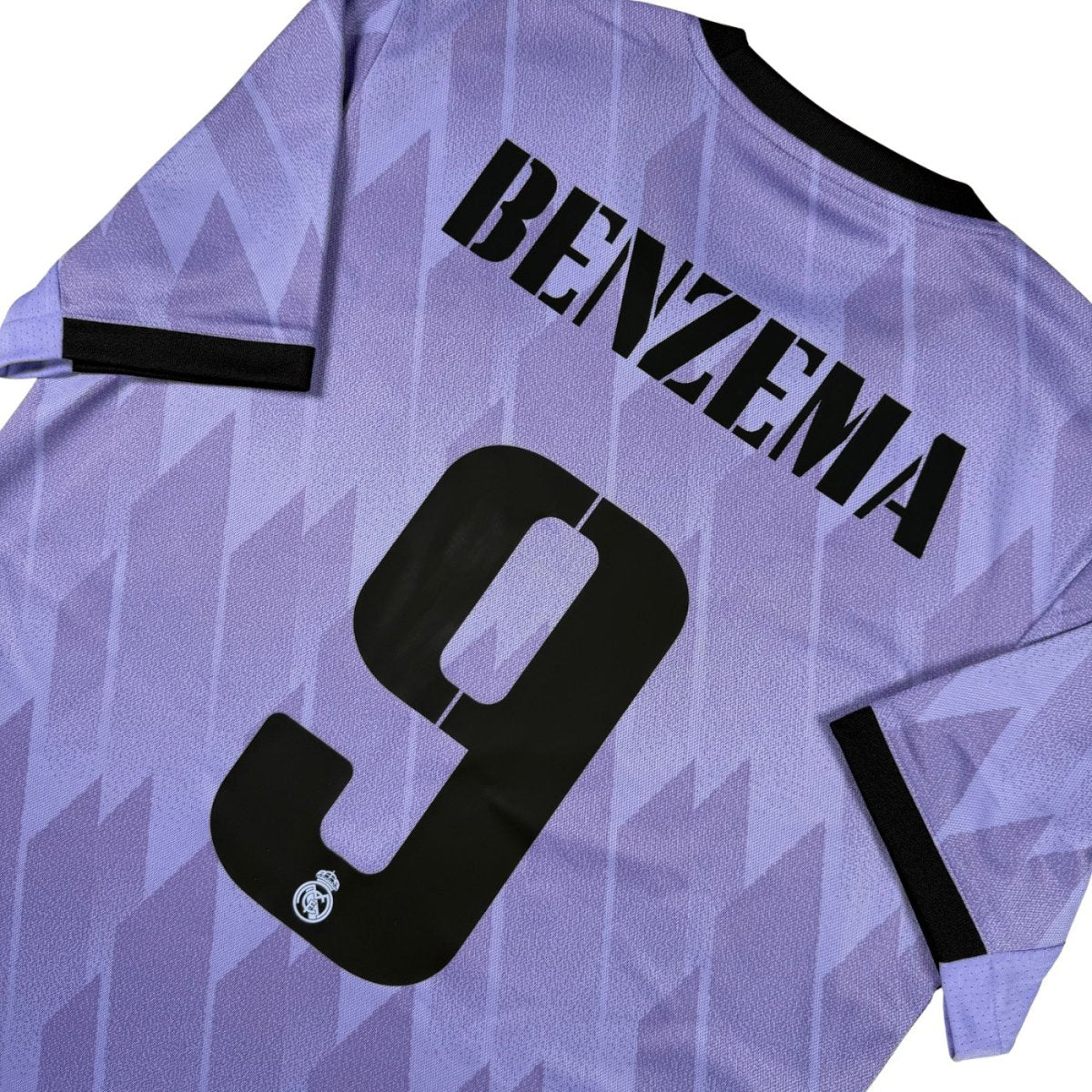 2022/23 Real Madrid Extérieur - Benzema 9 (M) - Iconic Football Shop