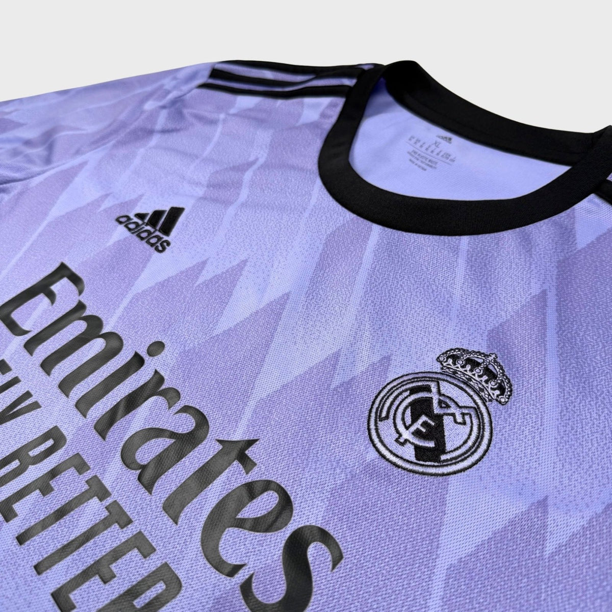 2022/23 Real Madrid Extérieur (XL) - Iconic Football Shop