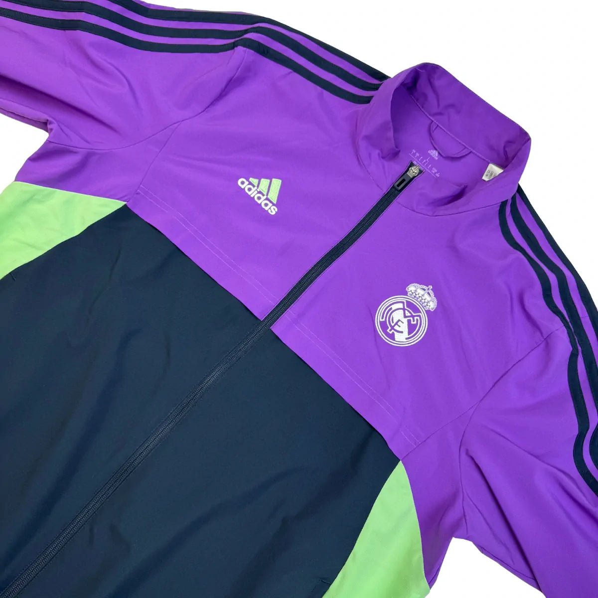 2022/23 Real Madrid Veste (L) - Iconic Football Shop