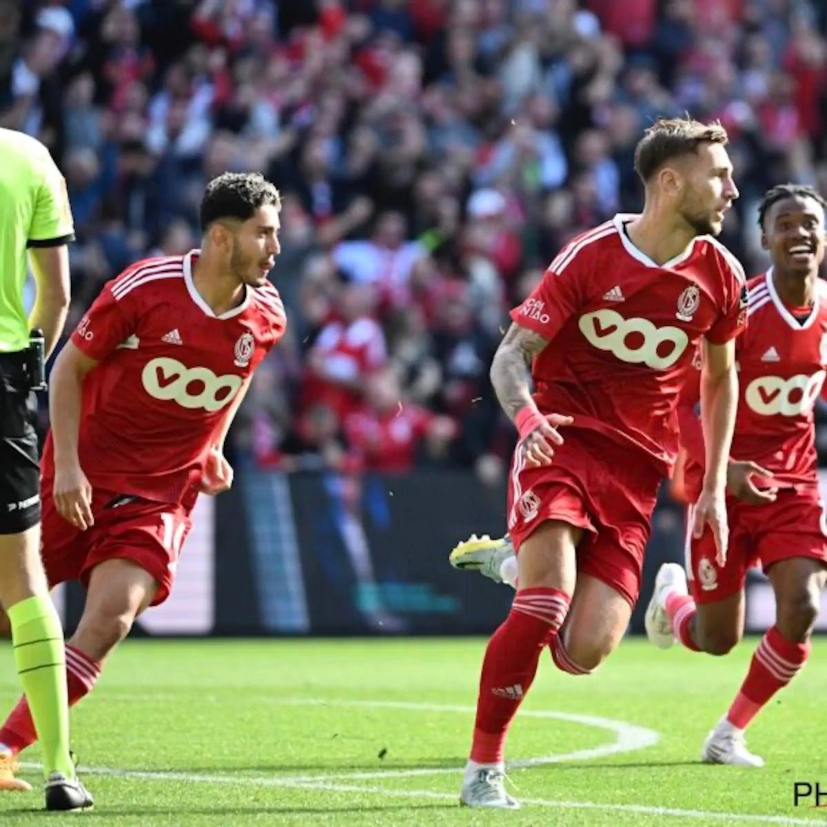 2022/23 Standard de Liège Domicile - Dragus 7 (XL) - Iconic Football Shop