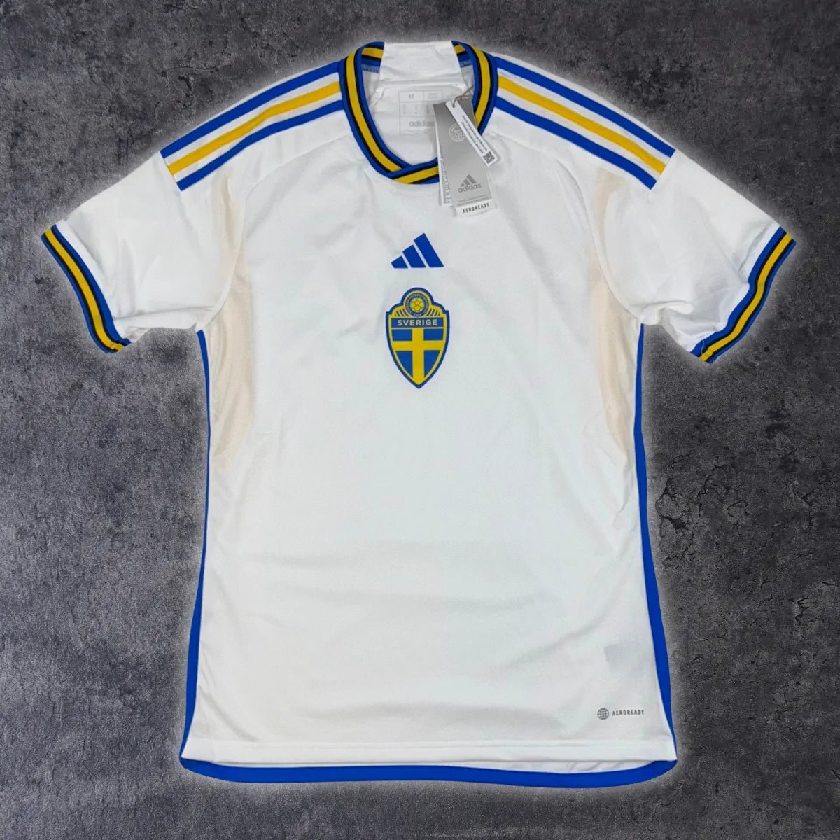 2022/24 Suède Extérieur (M) - Iconic Football Shop