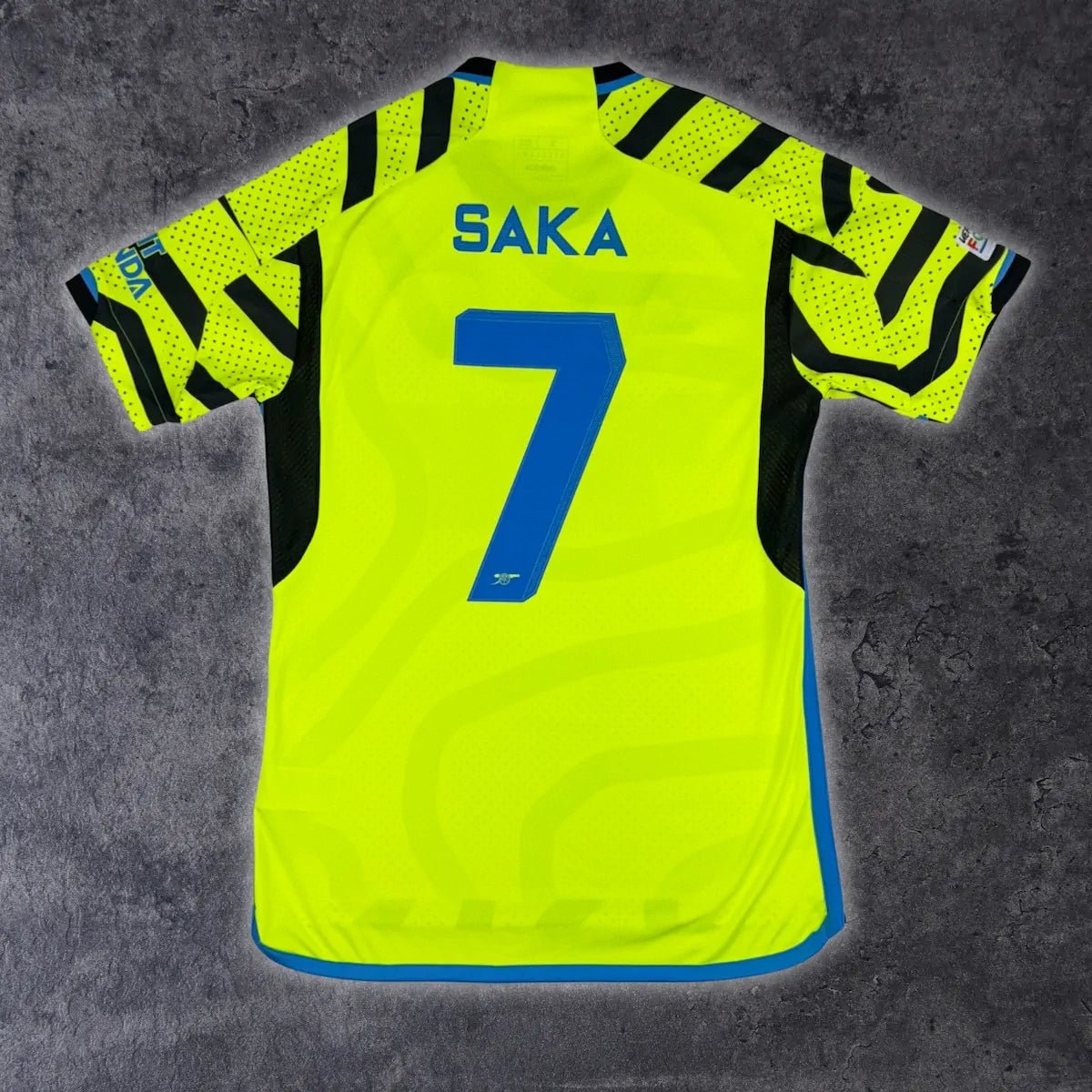 2023/24 Arsenal Extérieur - Saka 7 (S) - Iconic Football Shop
