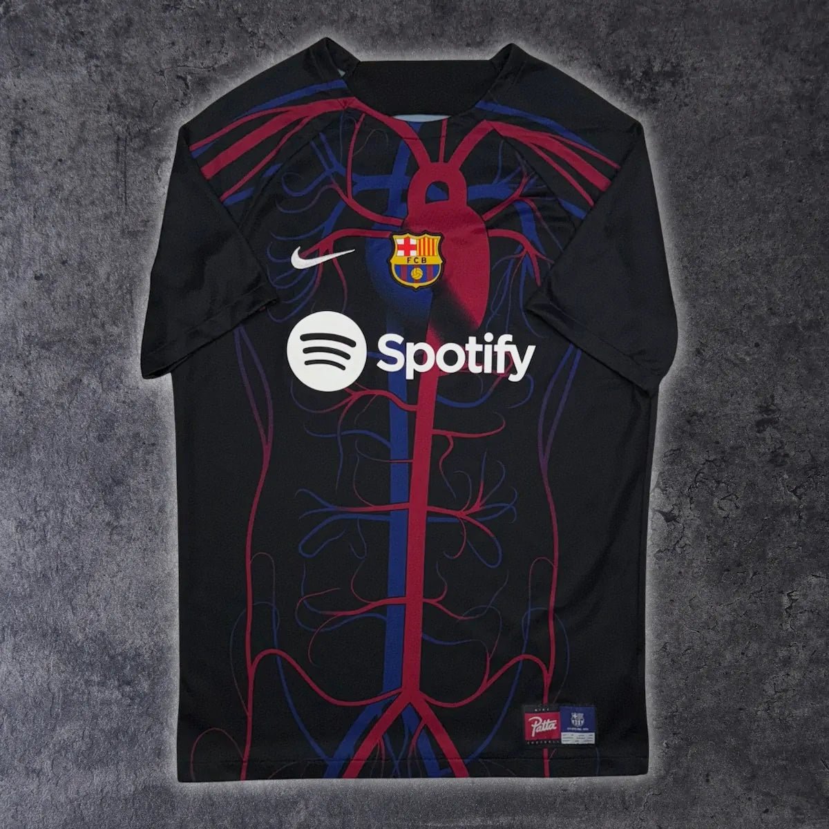 2023/24 Barcelone Entraînement *COLLAB' PATTA* (M) - Iconic Football Shop