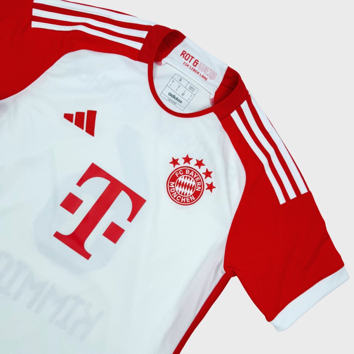 2023/24 Bayern Munich Domicile - Kimmich 6 (S) - Iconic Football Shop
