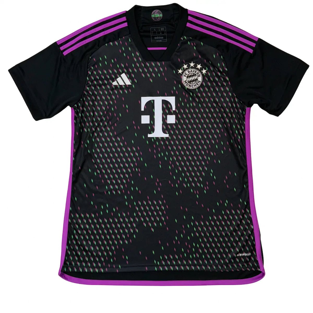 2023/24 Bayern Munich Extérieur (L) - Iconic Football Shop