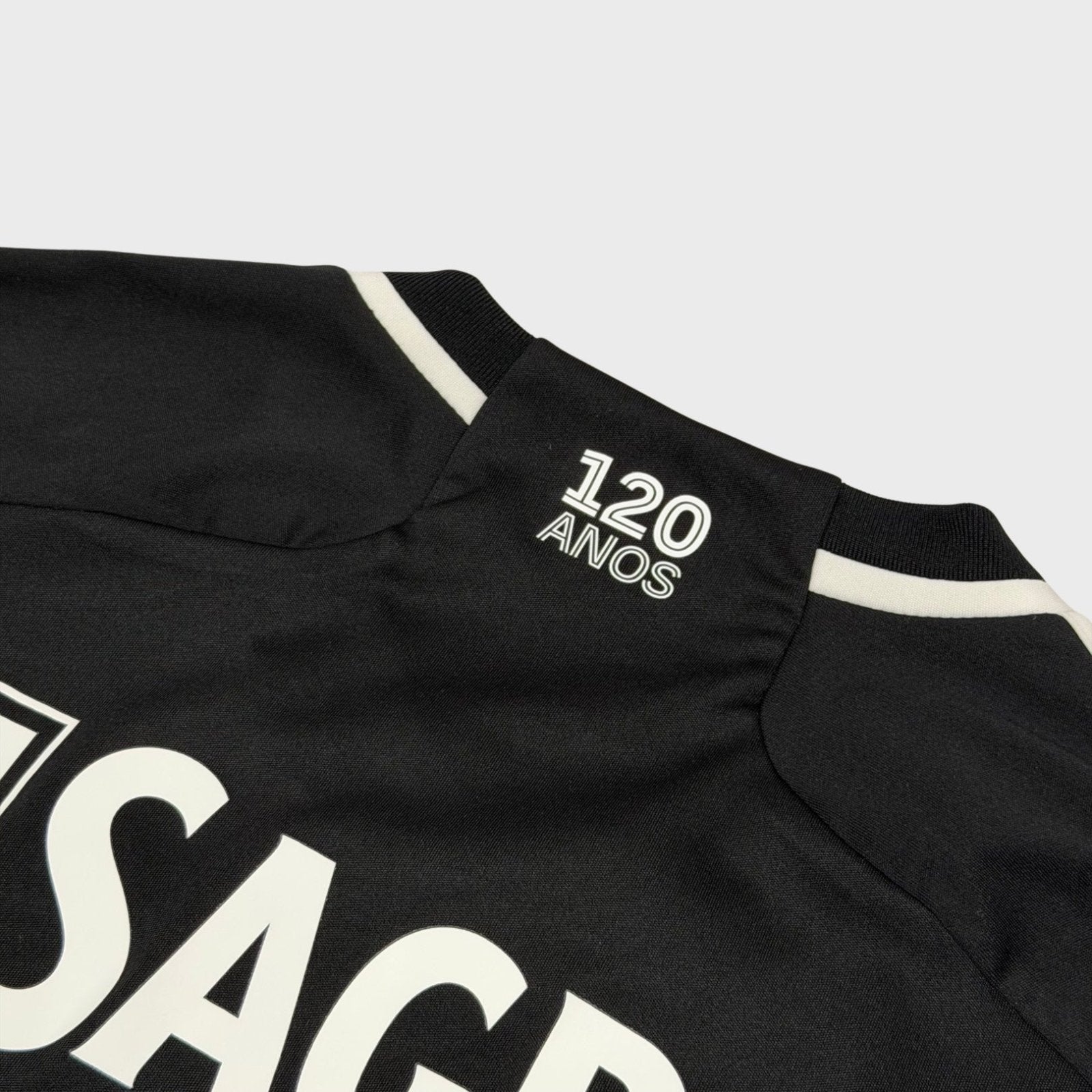 2023/24 Benfica Extérieur *120 ANS* (L) - Iconic Football Shop
