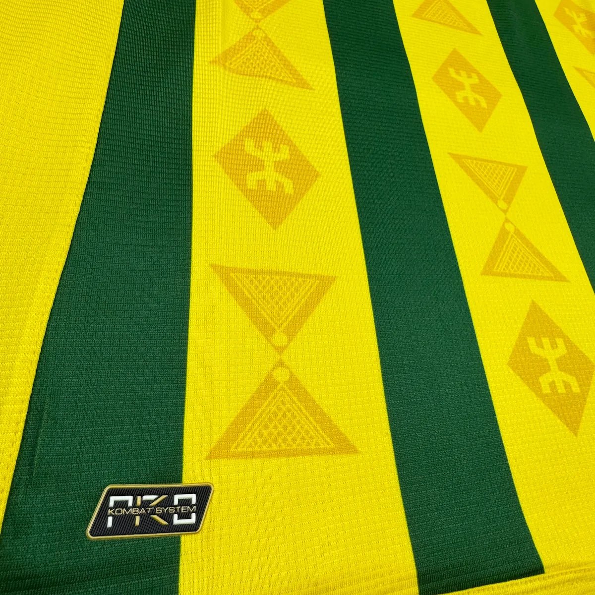 2023/24 JS Kabylie Domicile *PRO* (L) - Iconic Football Shop