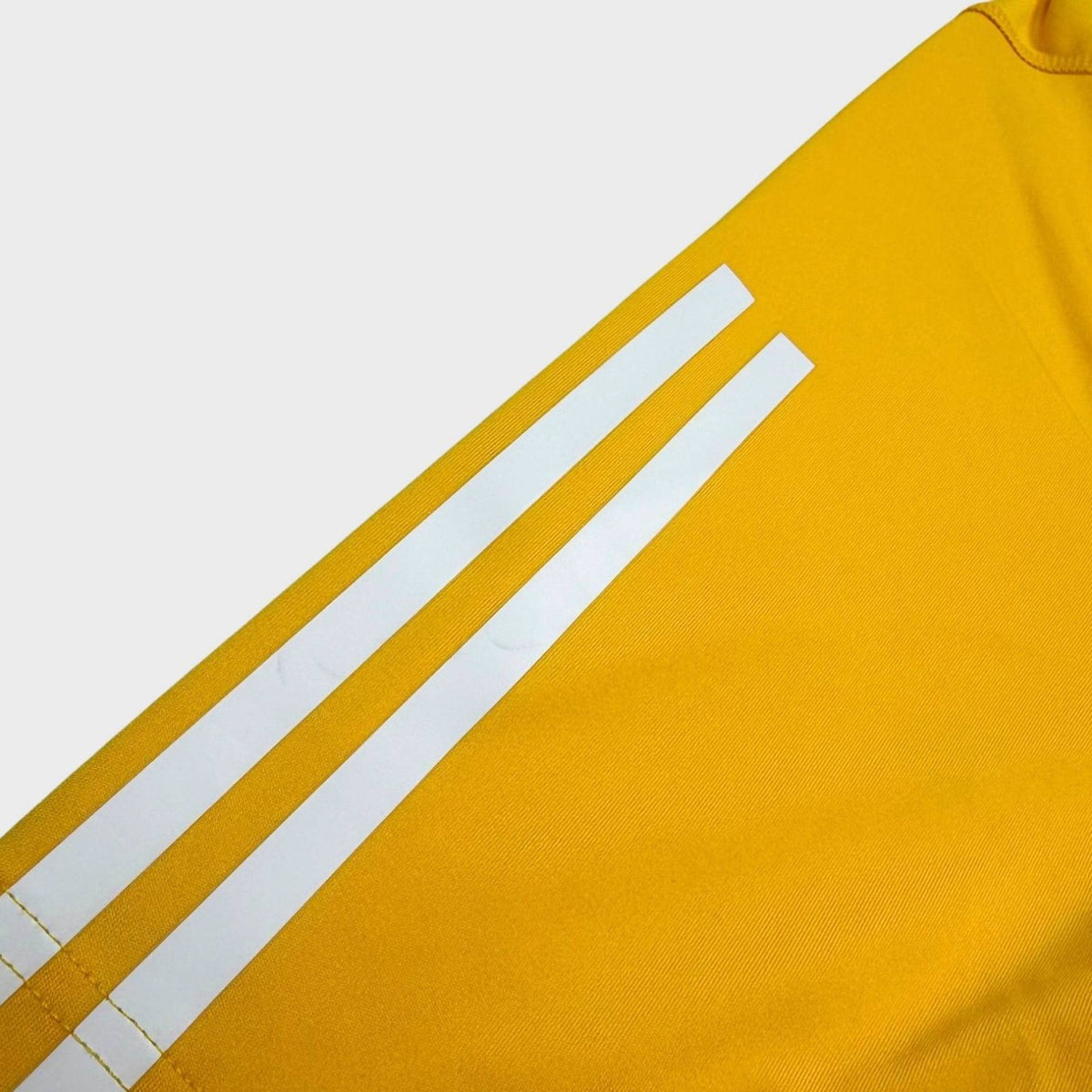 2023/24 Juventus Entraînement (L) - Iconic Football Shop
