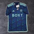 2023/24 Leeds Extérieur (M) - Iconic Football Shop