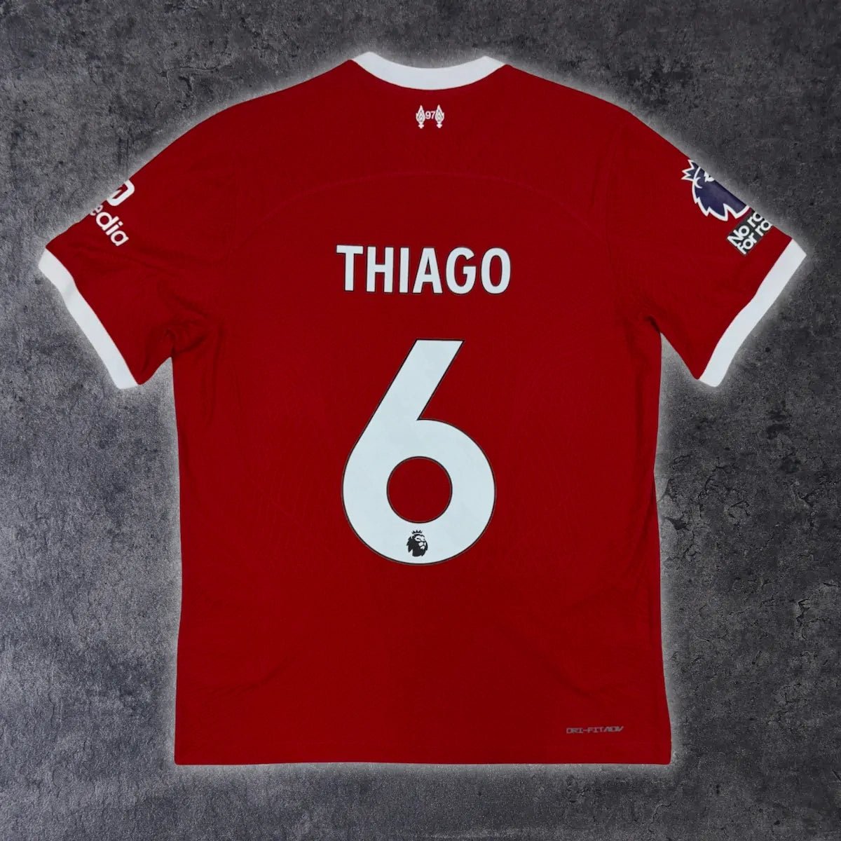 2023/24 Liverpool Domicile - Thiago 6 *PRO* (L) - Iconic Football Shop