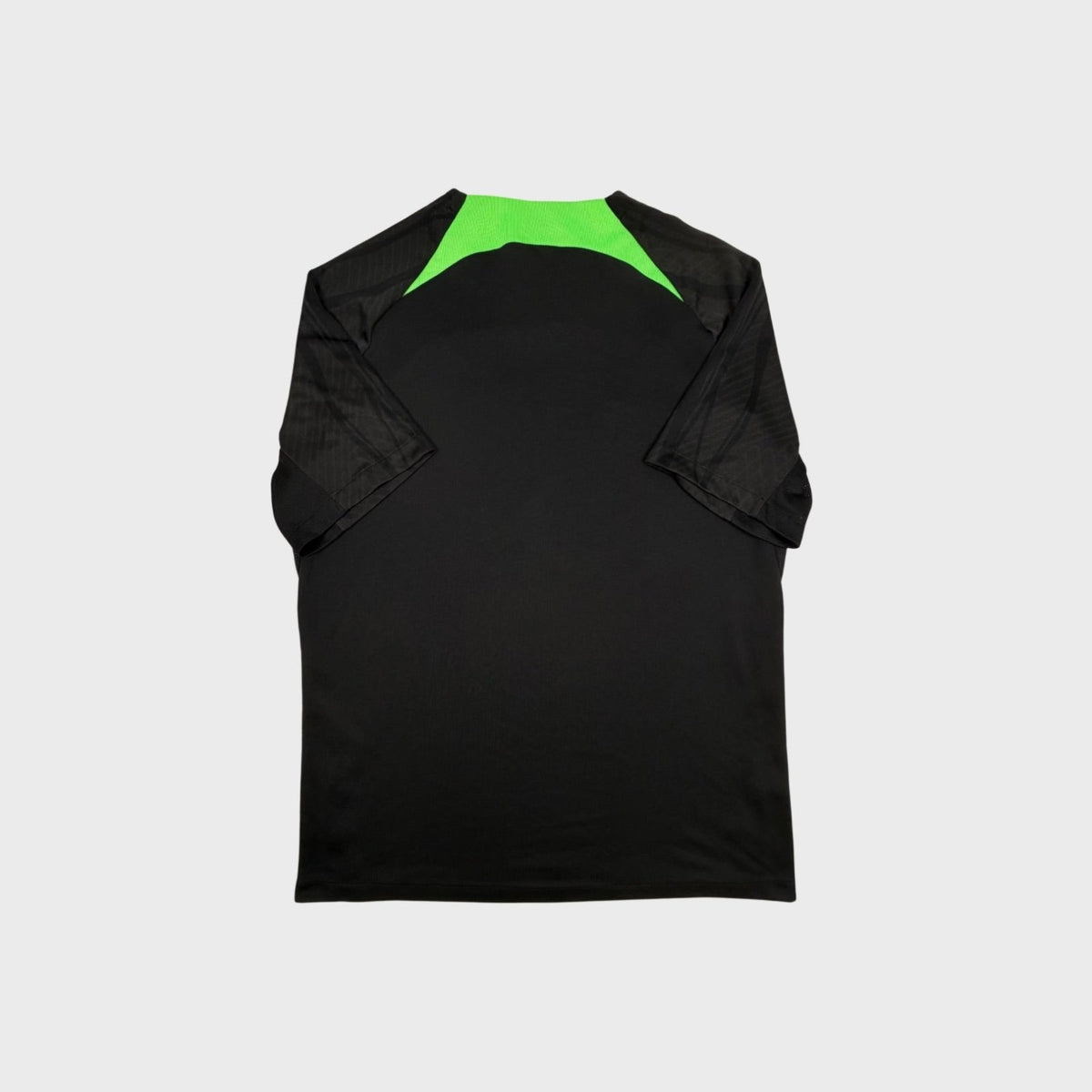 2023/24 Liverpool Entraînement (L) - Iconic Football Shop