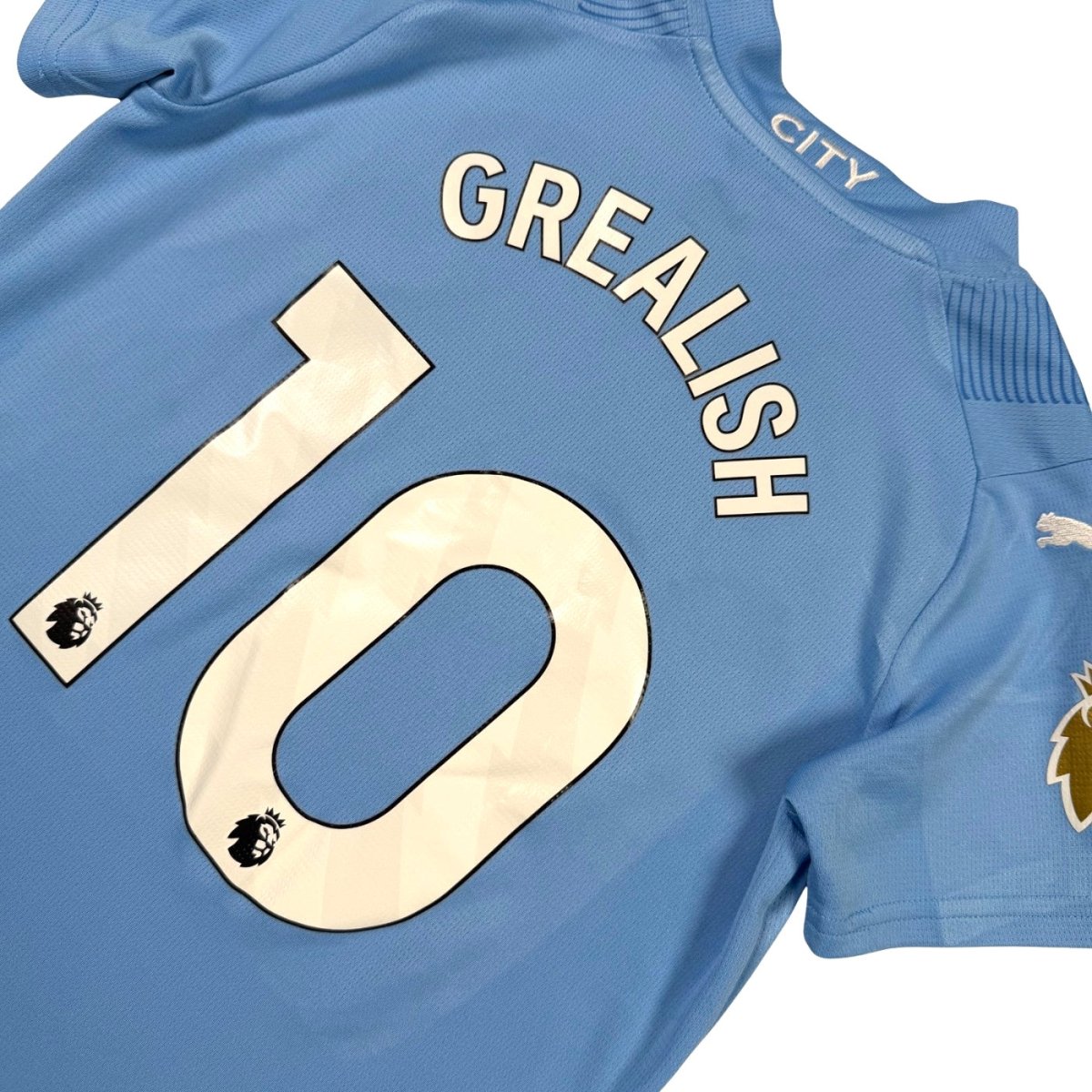 2023/24 Manchester City Domicile - Grealish 10 (9/10a) - Iconic Football Shop