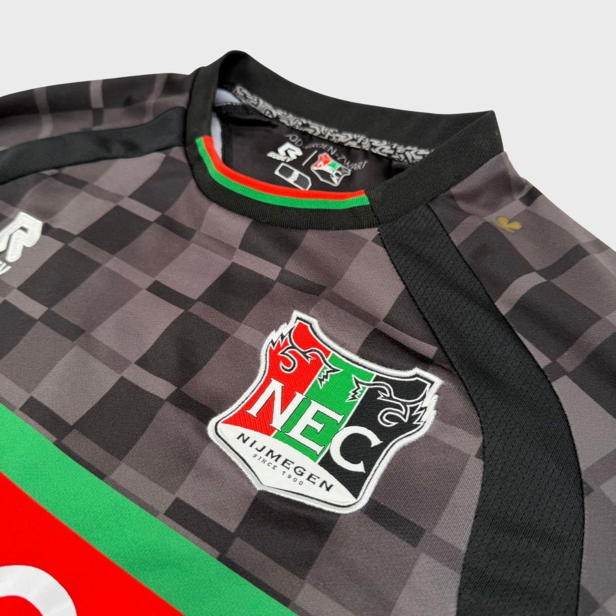2023/24 NEC Nijmegen Extérieur (S) - Iconic Football Shop