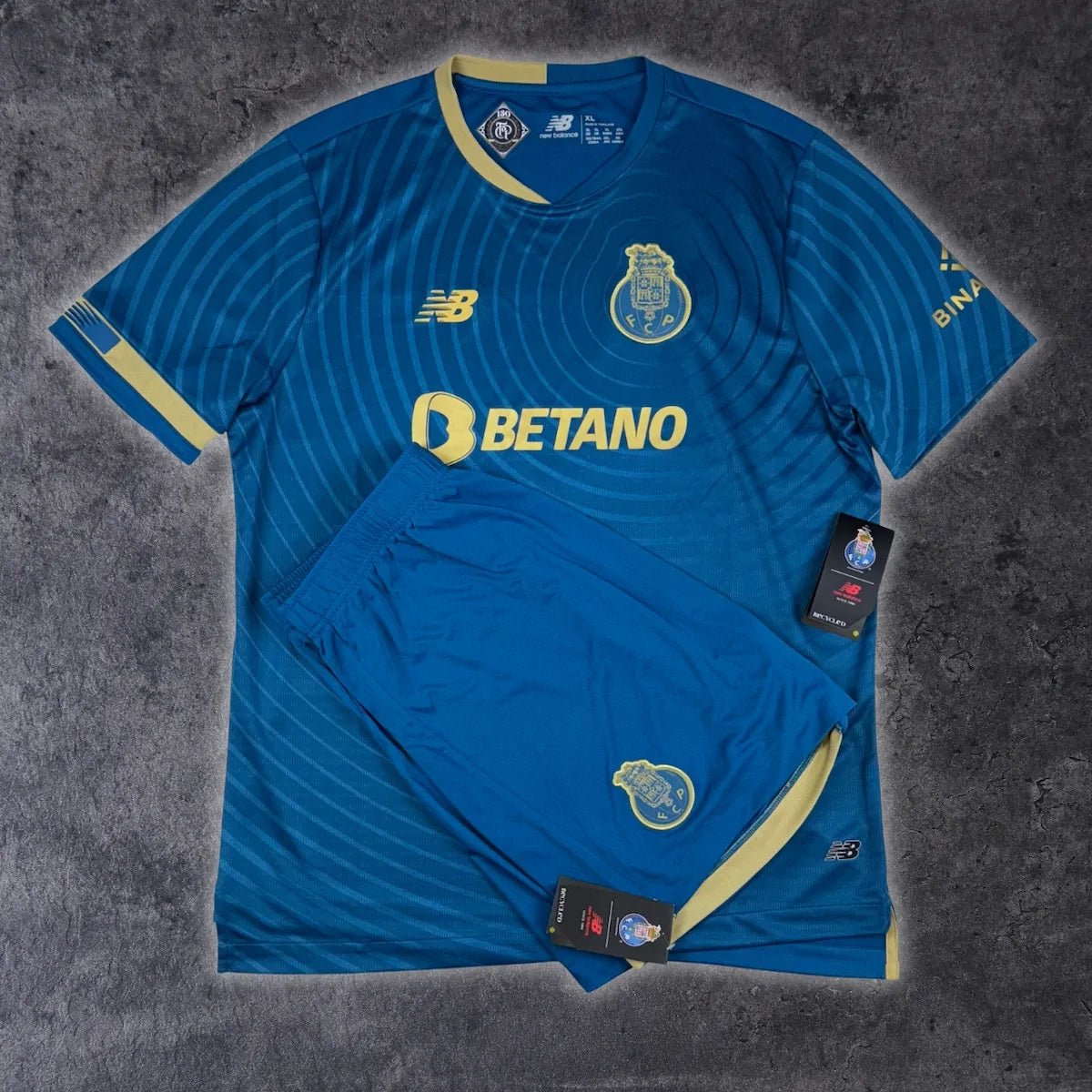 2023/24 Porto Extérieur *COMPLET* (XL) - Iconic Football Shop