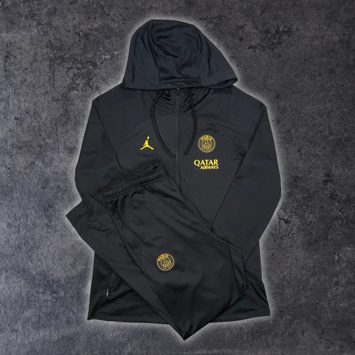 2023/24 PSG Entraînement *COMPLET* (M) - Iconic Football Shop