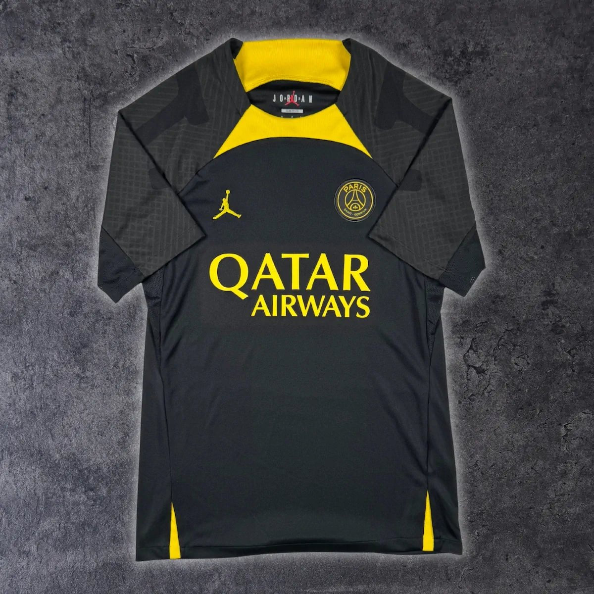 2023/24 PSG Entraînement (S) - Iconic Football Shop