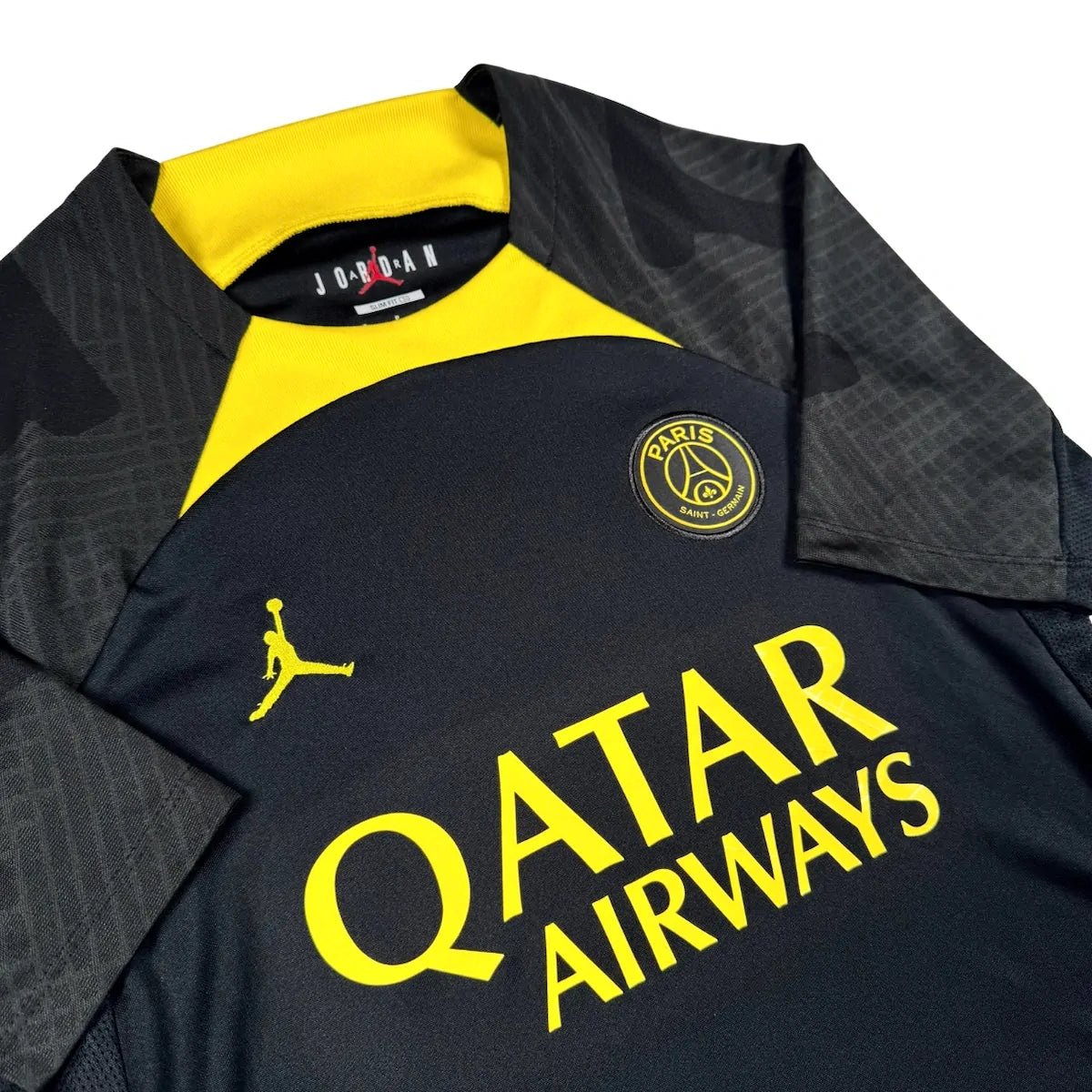 2023/24 PSG Entraînement (S) - Iconic Football Shop