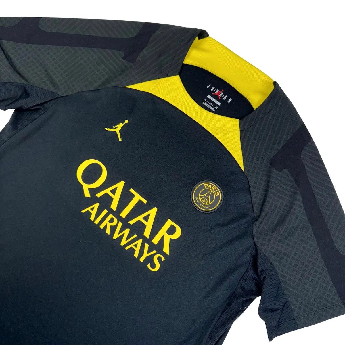2023/24 PSG Entraînement (XL) - Iconic Football Shop