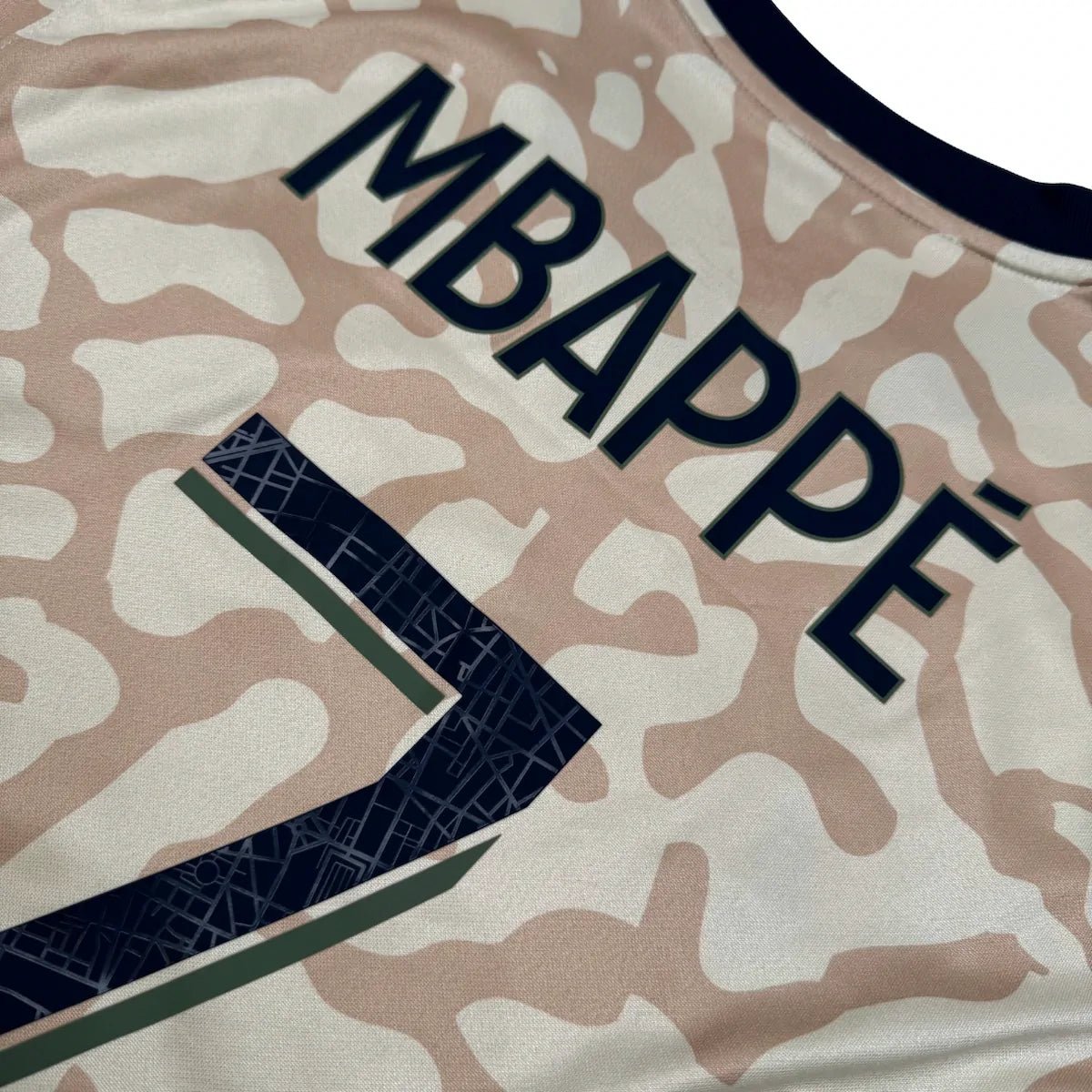 2023/24 PSG Fourth - Mbappé 7 (S) - Iconic Football Shop