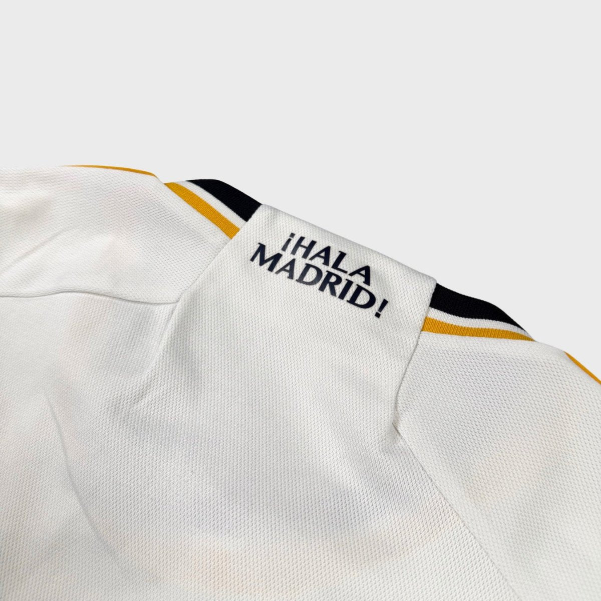 2023/24 Real Madrid Domicile (S) - Iconic Football Shop