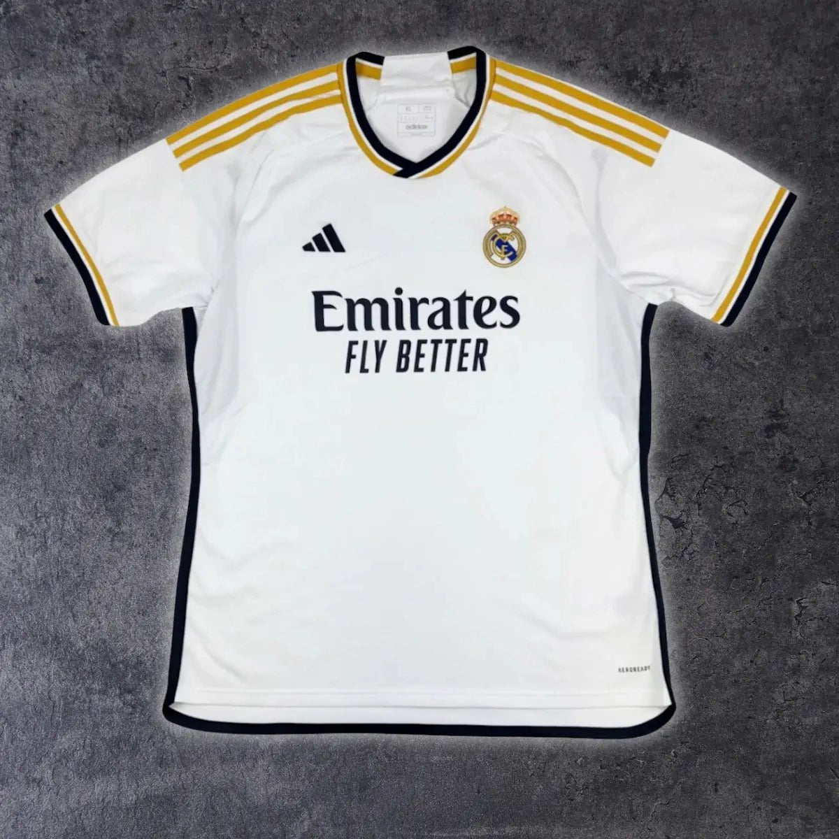 2023/24 Real Madrid Domicile (XL) - Iconic Football Shop