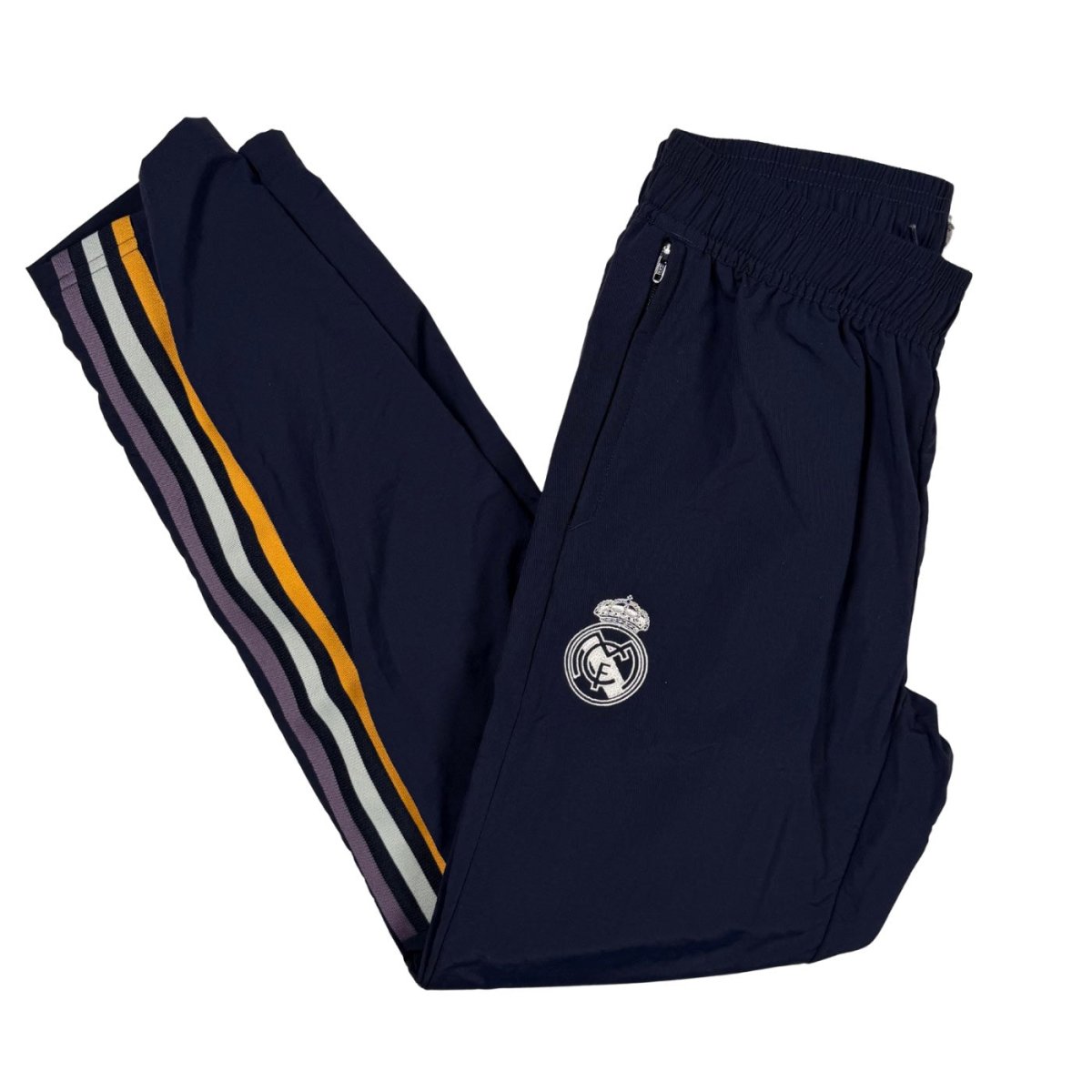 2023/24 Real Madrid Entraînement *COMPLET* (11/12a) - Iconic Football Shop