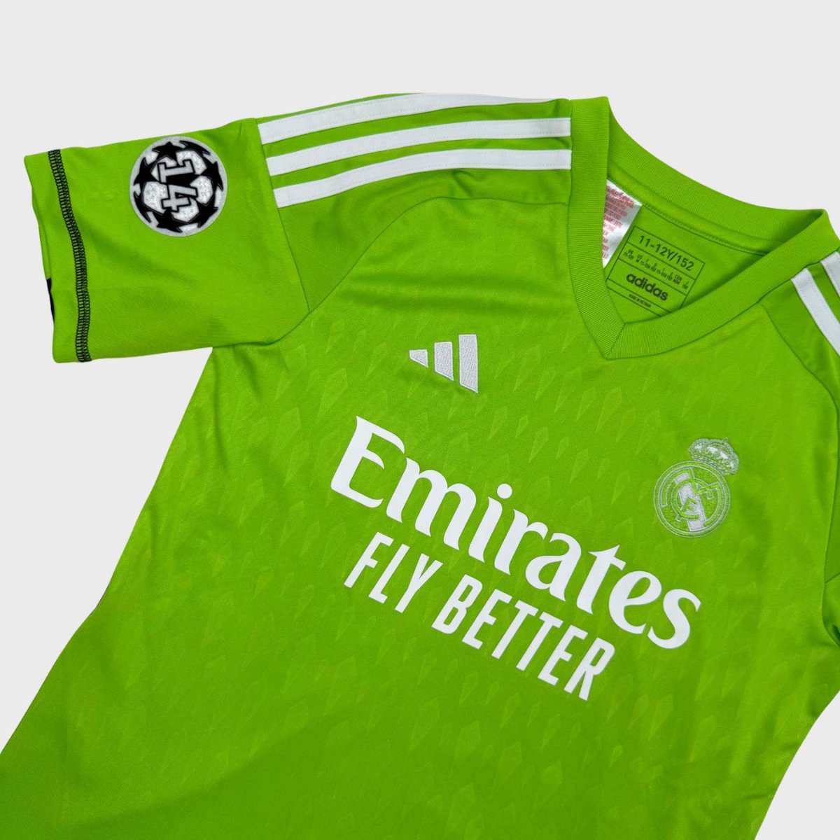 2023/24 Real Madrid Goal Keeper - Courtois 1 (11/12a) - Iconic Football Shop