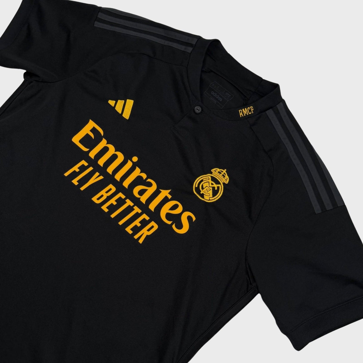2023/24 Real Madrid Third (L) - Iconic Football Shop