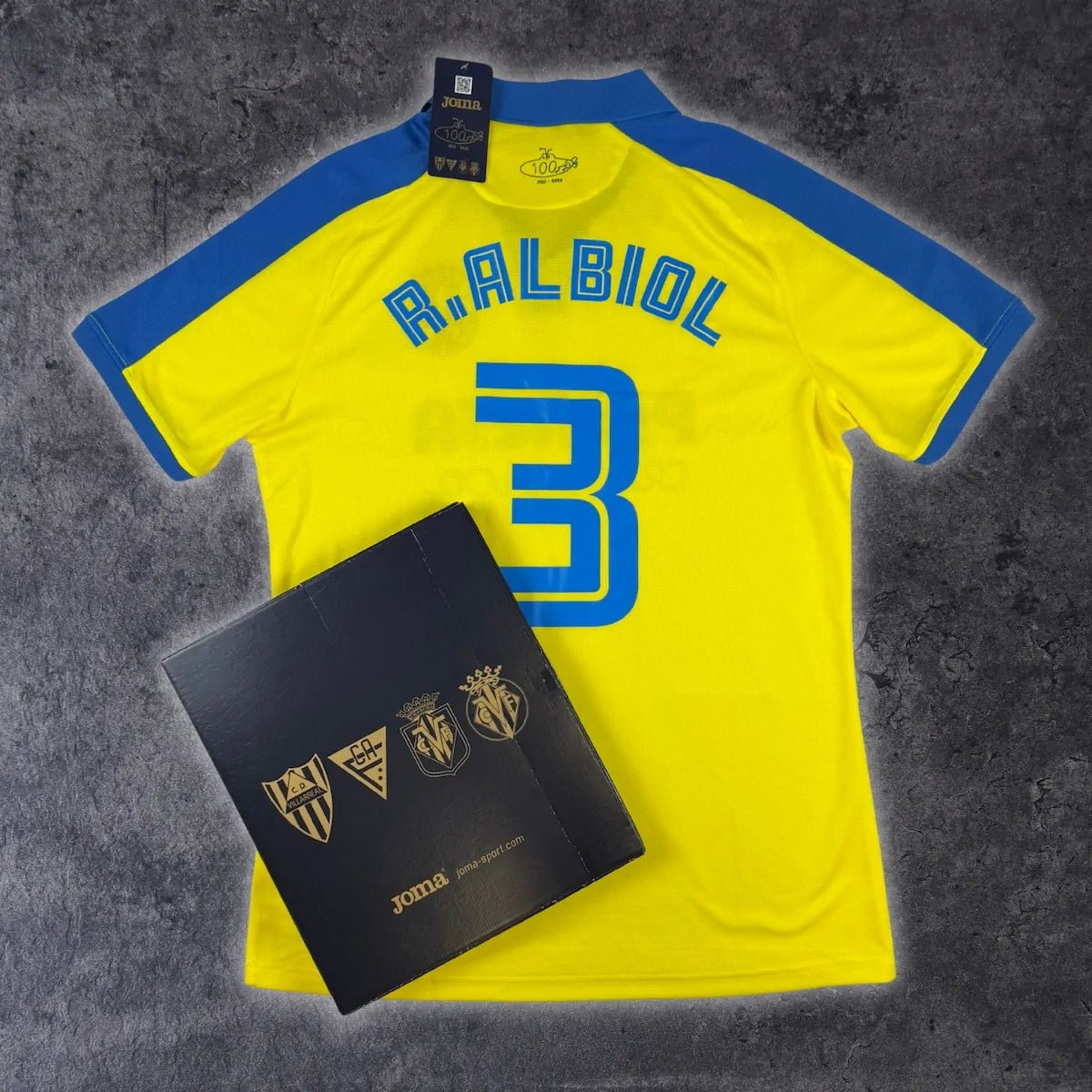 2023/24 Villareal Domicile - R.Albiol 3 *BOX 100 ANS* (L) - Iconic Football Shop