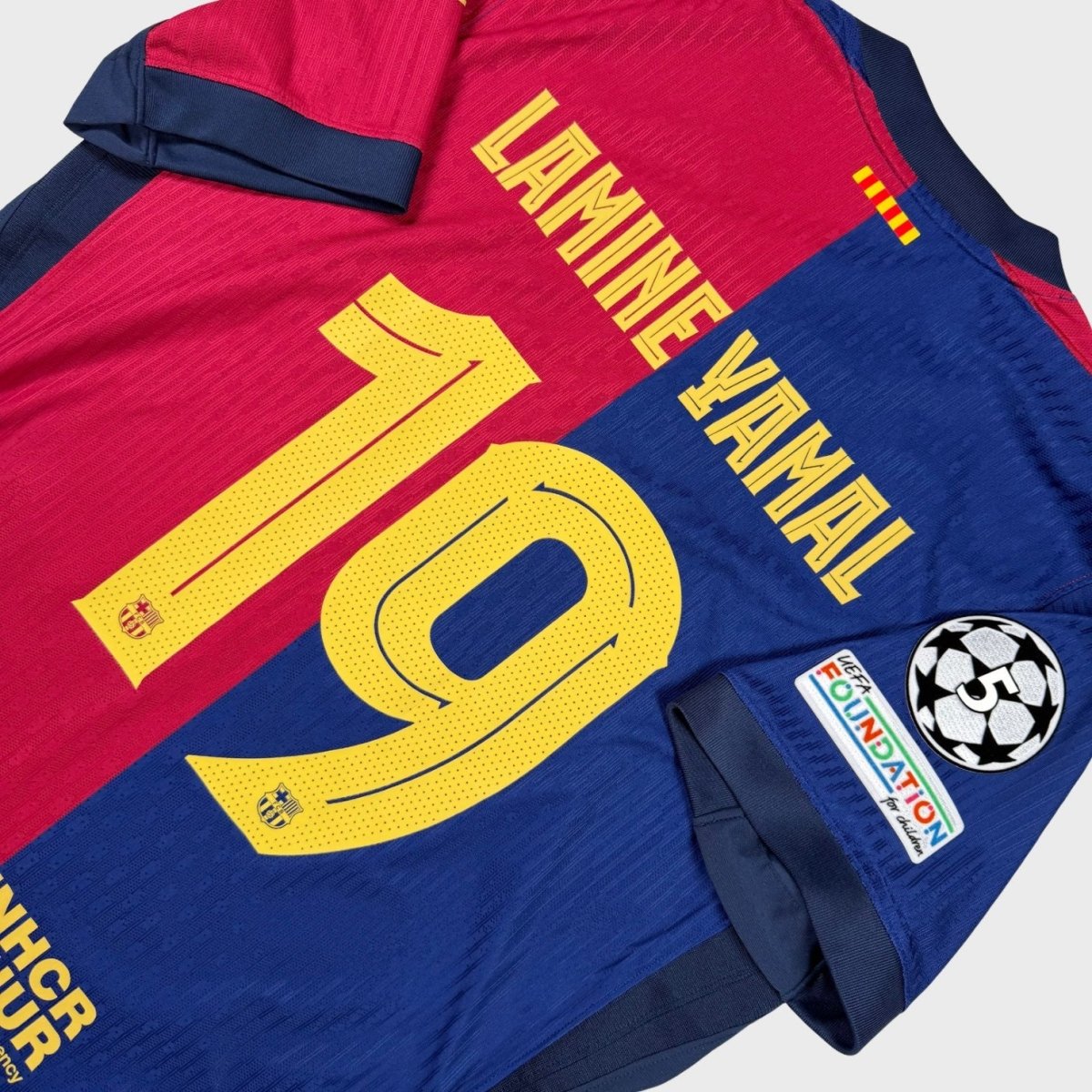 2024/25 Barcelone Domicile - Lamine Yamal 19 *PRO/UCL* (L) - Iconic Football Shop