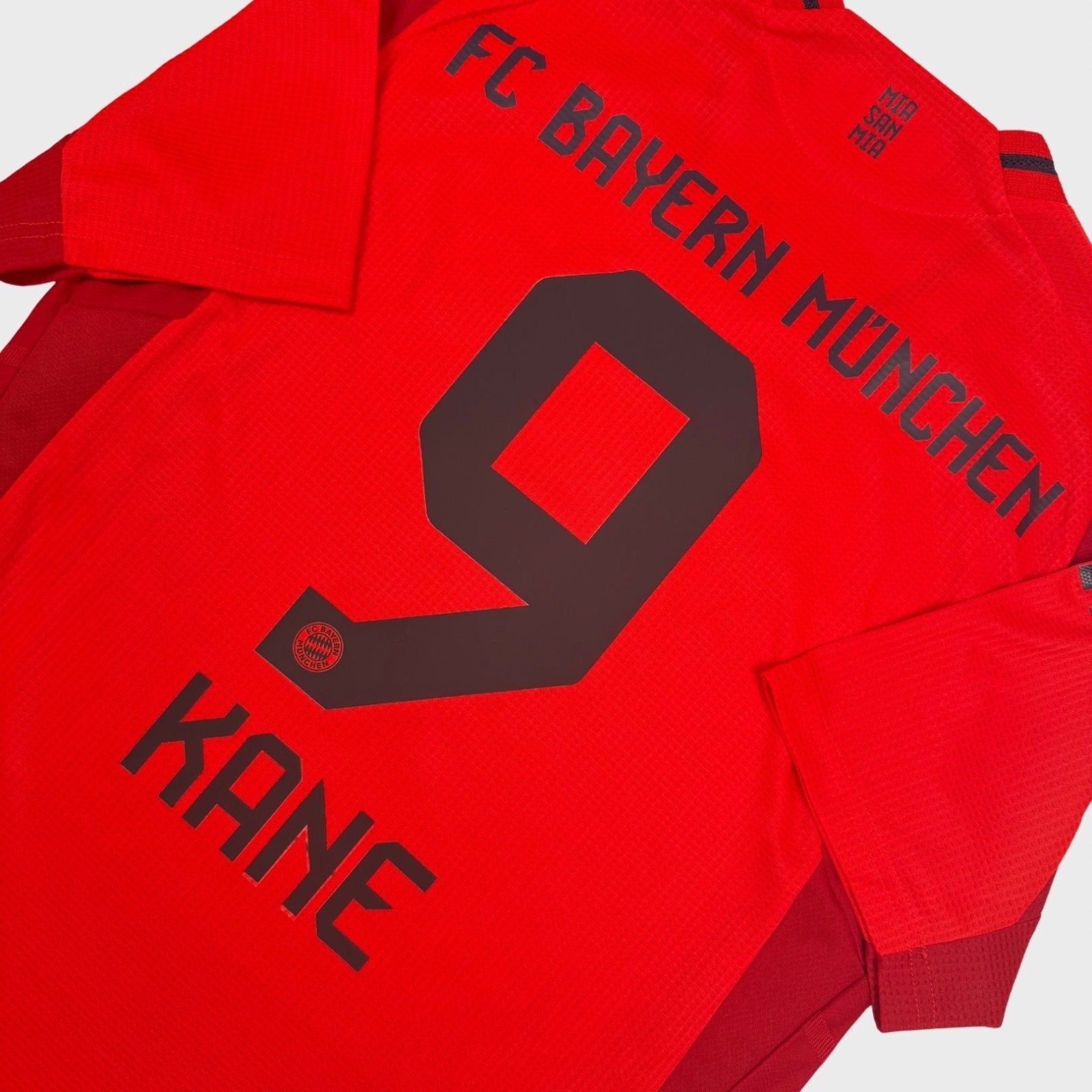 2024/25 Bayern Munich Domicile - Kane 9 *PRO* (S) - Iconic Football Shop