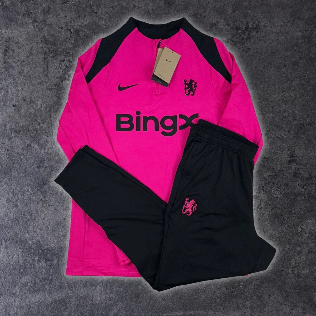 2024/25 Chelsea Entraînement *COMPLET* (L) - Iconic Football Shop