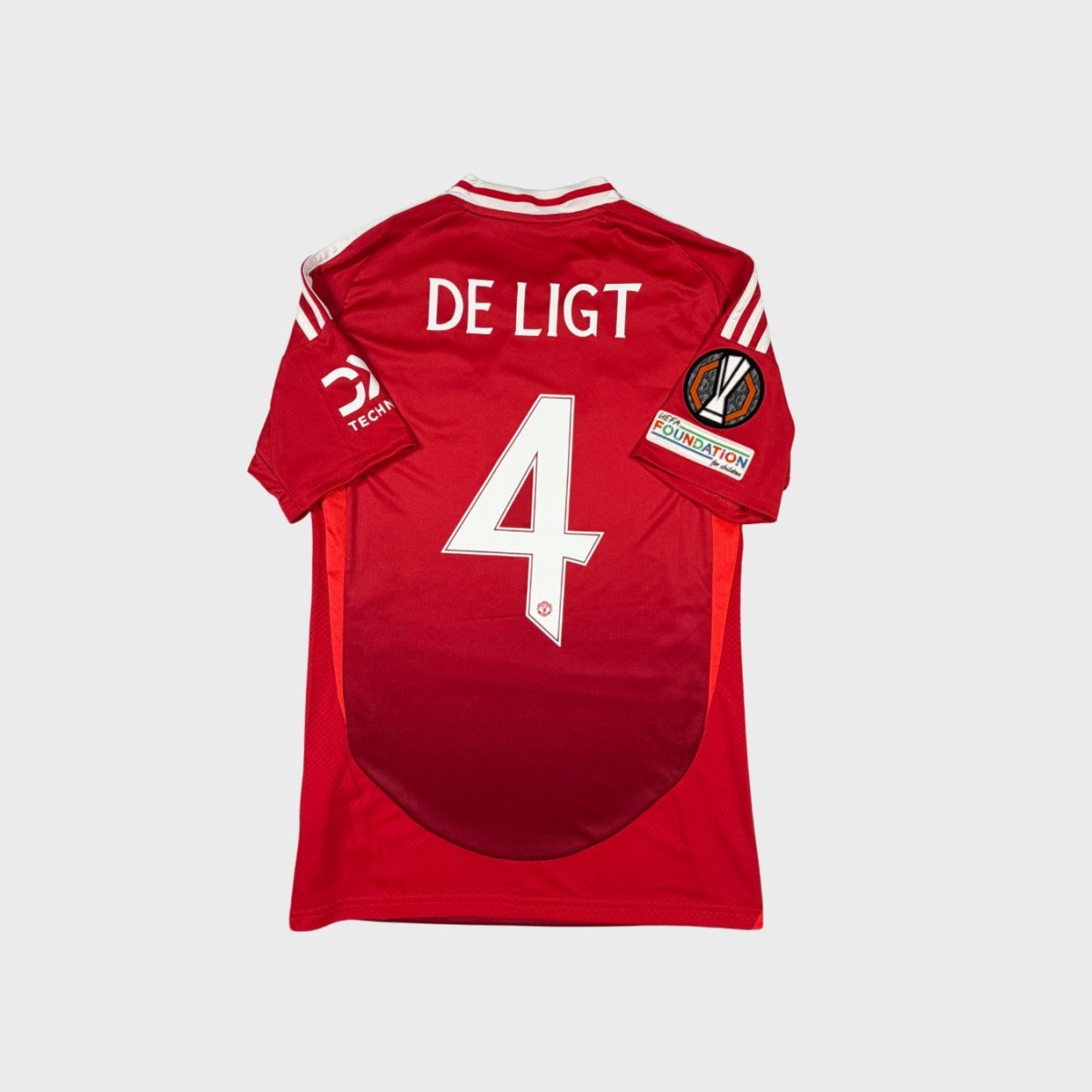2024/25 Manchester United Domicile - De Ligt 4 (XS) - Iconic Football Shop