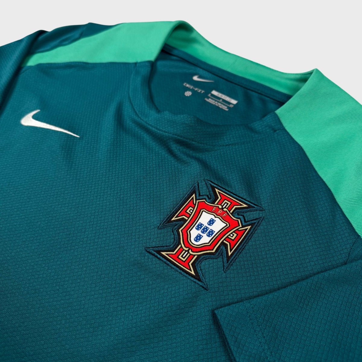 2024/25 Portugal Entraînement (S) - Iconic Football Shop
