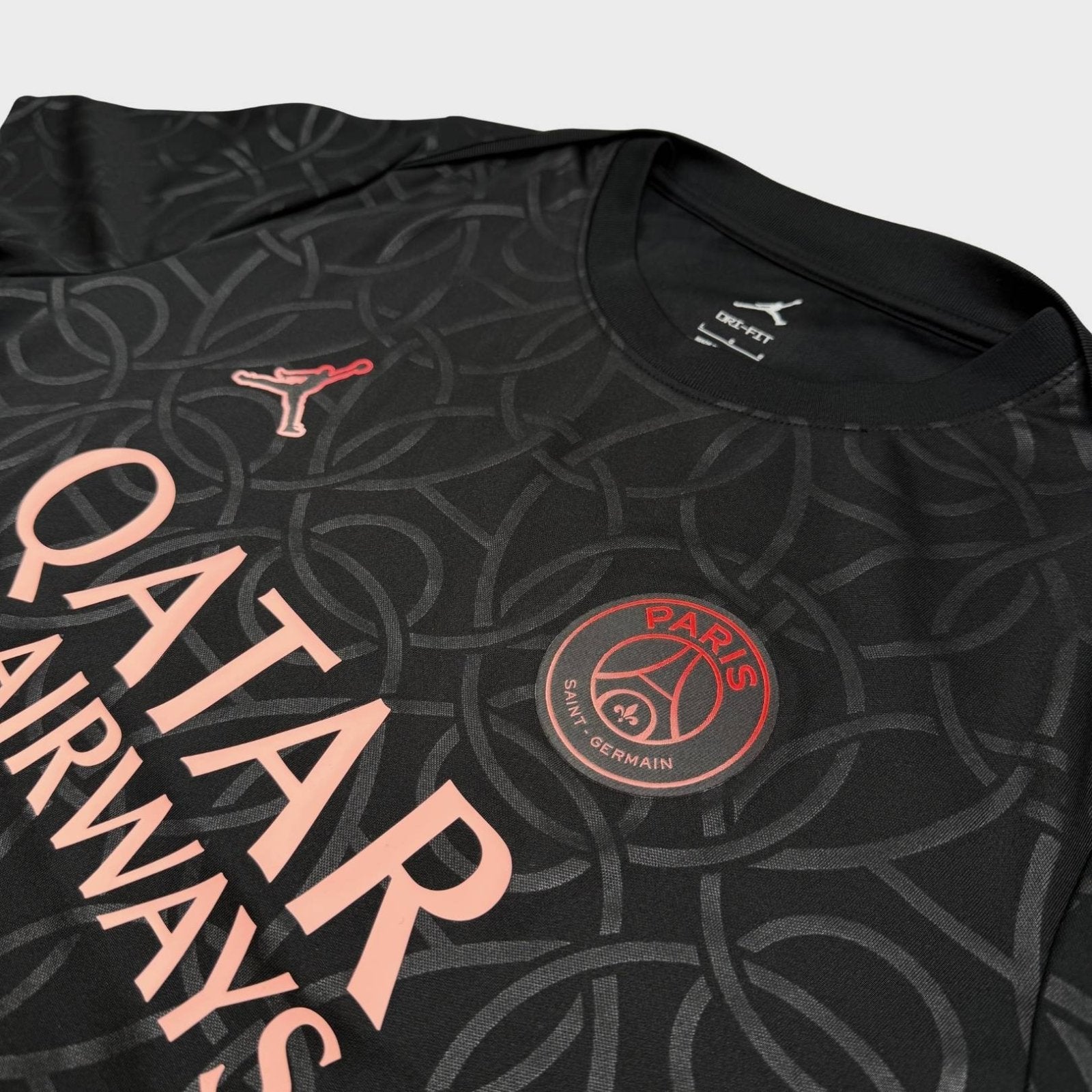 2024/25 PSG Entraînement (L) - Iconic Football Shop