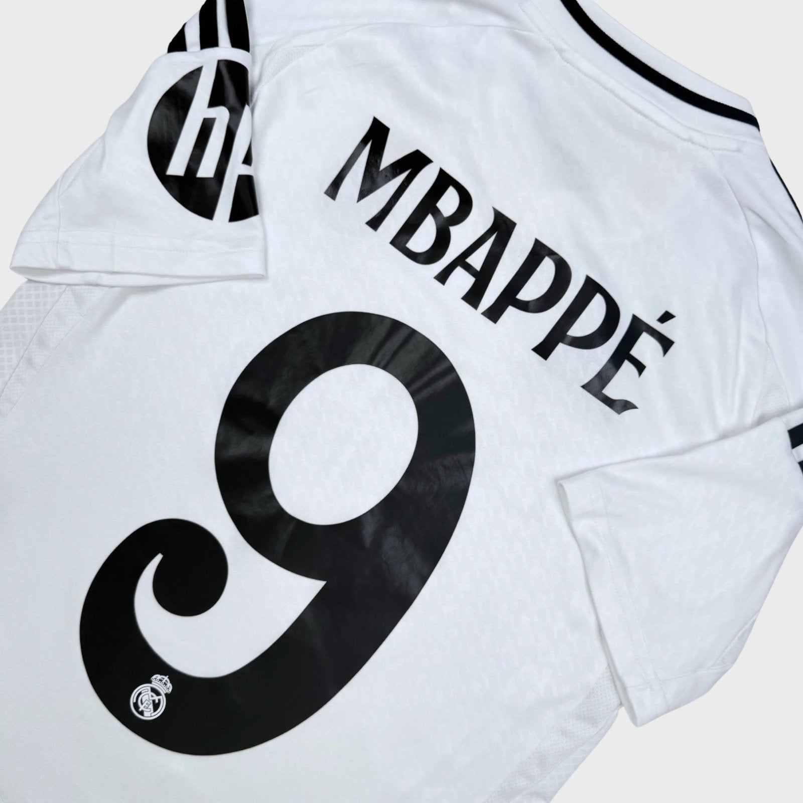 2024/25 Real Madrid Domicile - Mbappé 9 (11/12a) - Iconic Football Shop