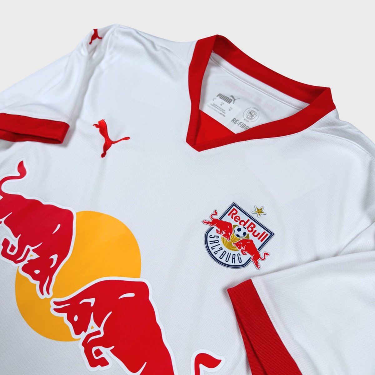 2024/25 Salzbourg Domicile (M) - Iconic Football Shop