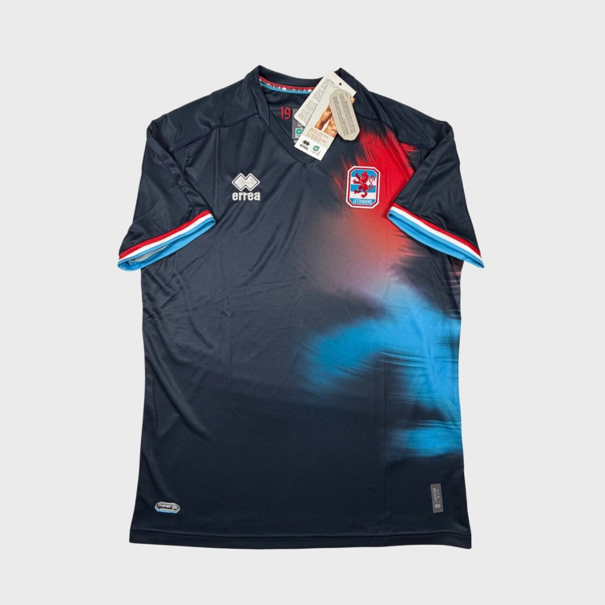 2024/26 Luxembourg Extérieur (L) - Iconic Football Shop