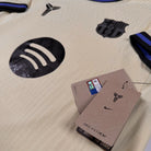 2025/26 Barcelone Extérieur - Lamine Yamal 10 *PRO / Kobe Bryant* (M) - Iconic Football Shop