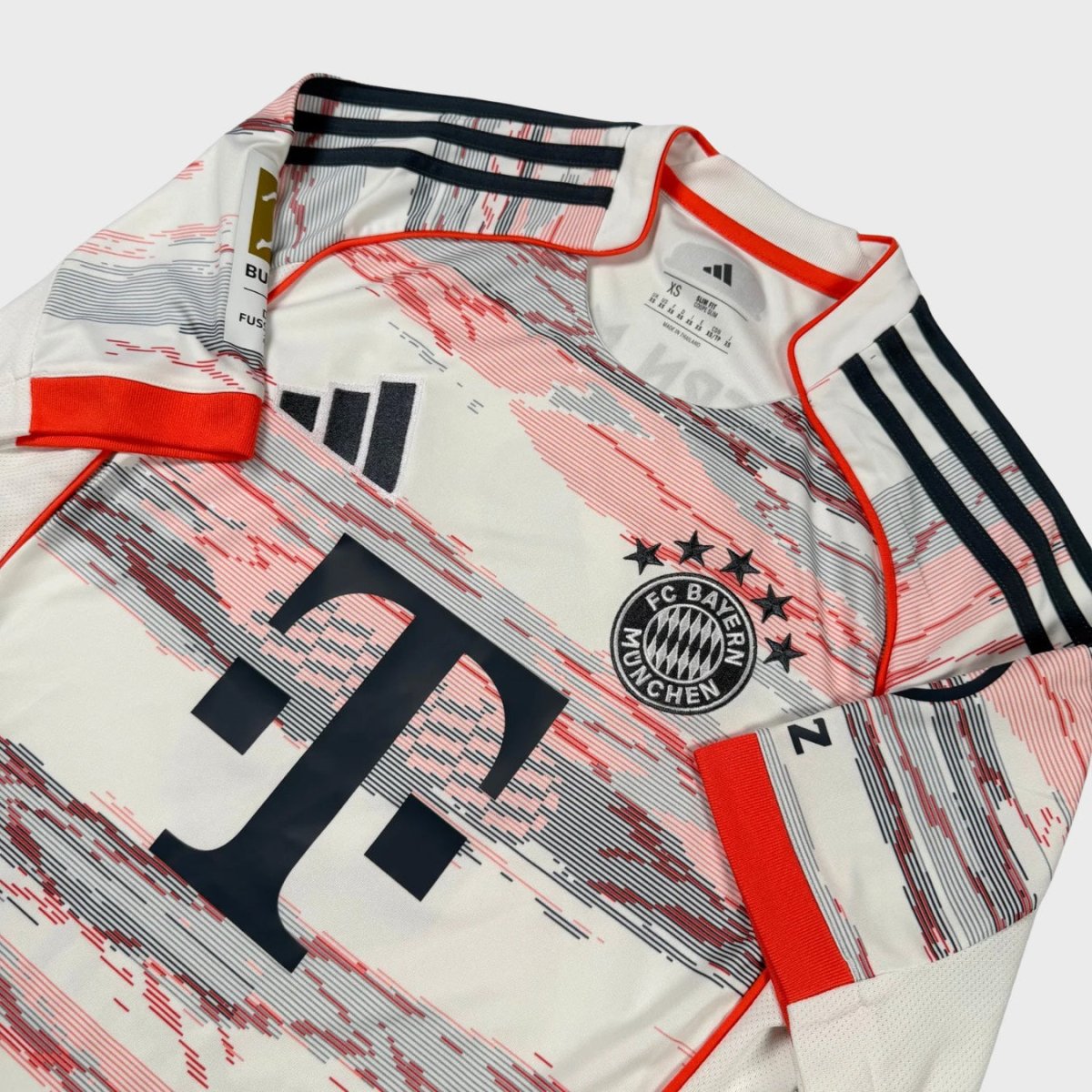 2025/26 Bayern Munich Extérieur - Kimmich 6 (XS) - Iconic Football Shop