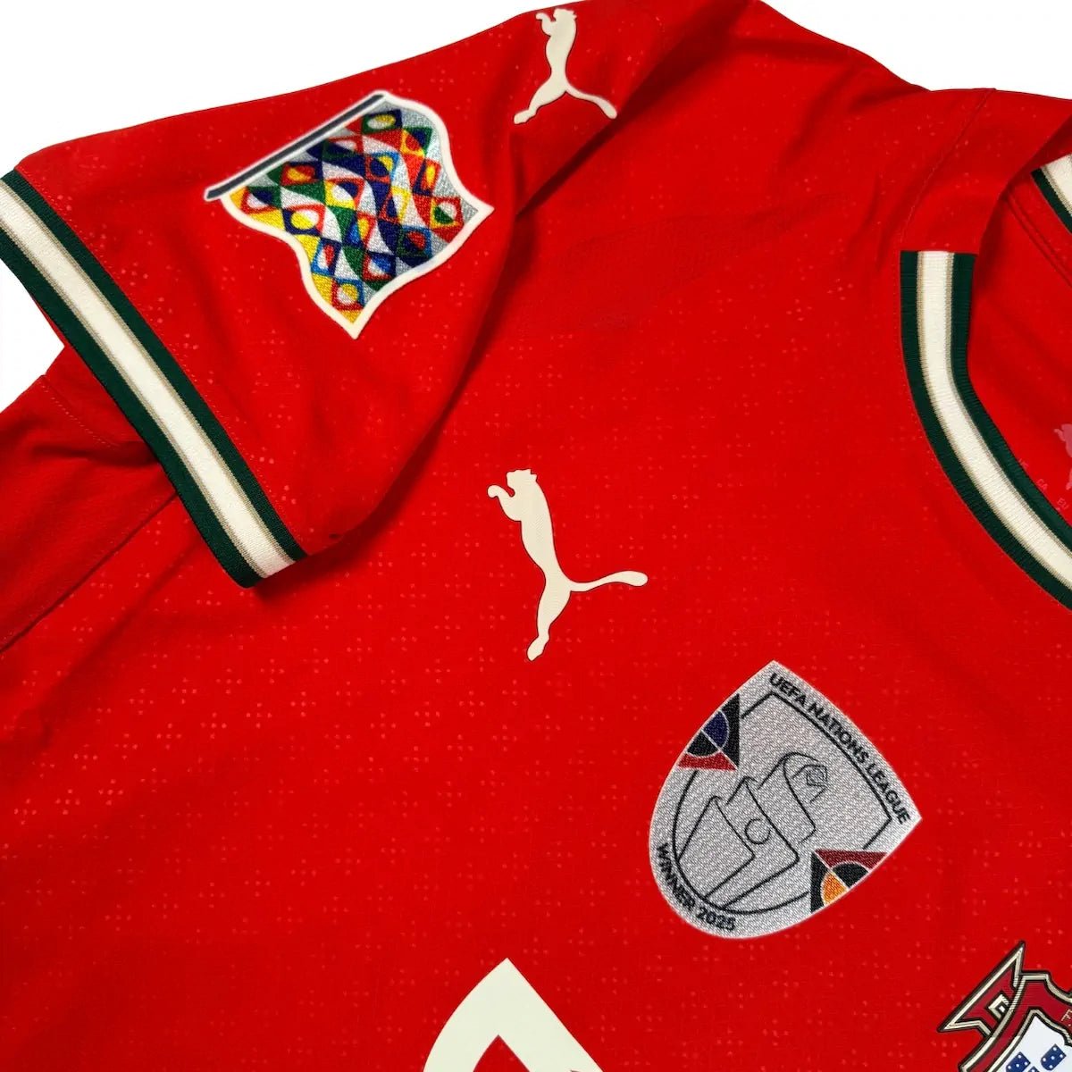 2025/26 Portugal Domicile - B. Fernandes 8 *PRO* (S) - Iconic Football Shop