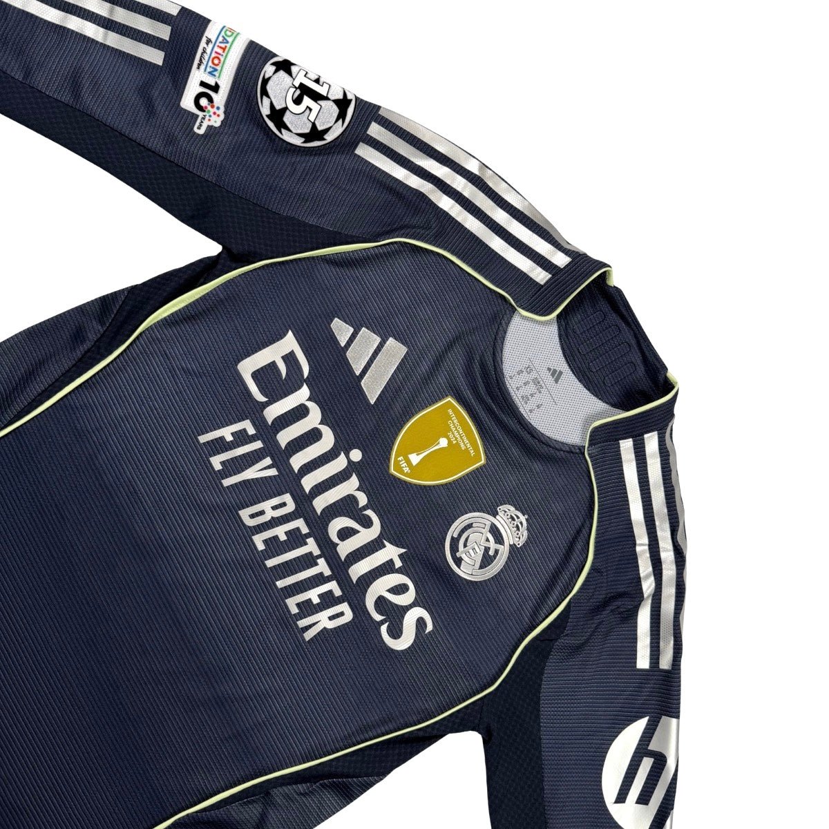 2025/26 Real Madrid Extérieur - Valverde 8 *PRO* XS) - Iconic Football Shop