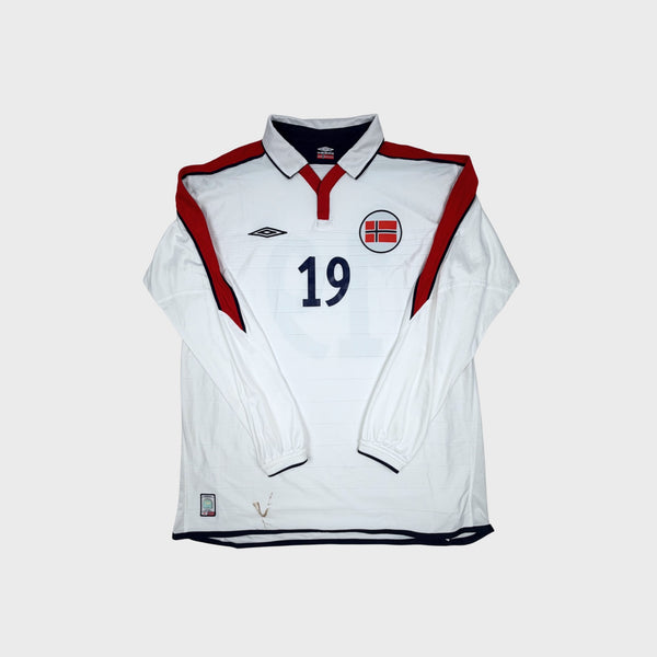 2002/04 Norvège Extérieur - 19 *PORTÉ* (XL)