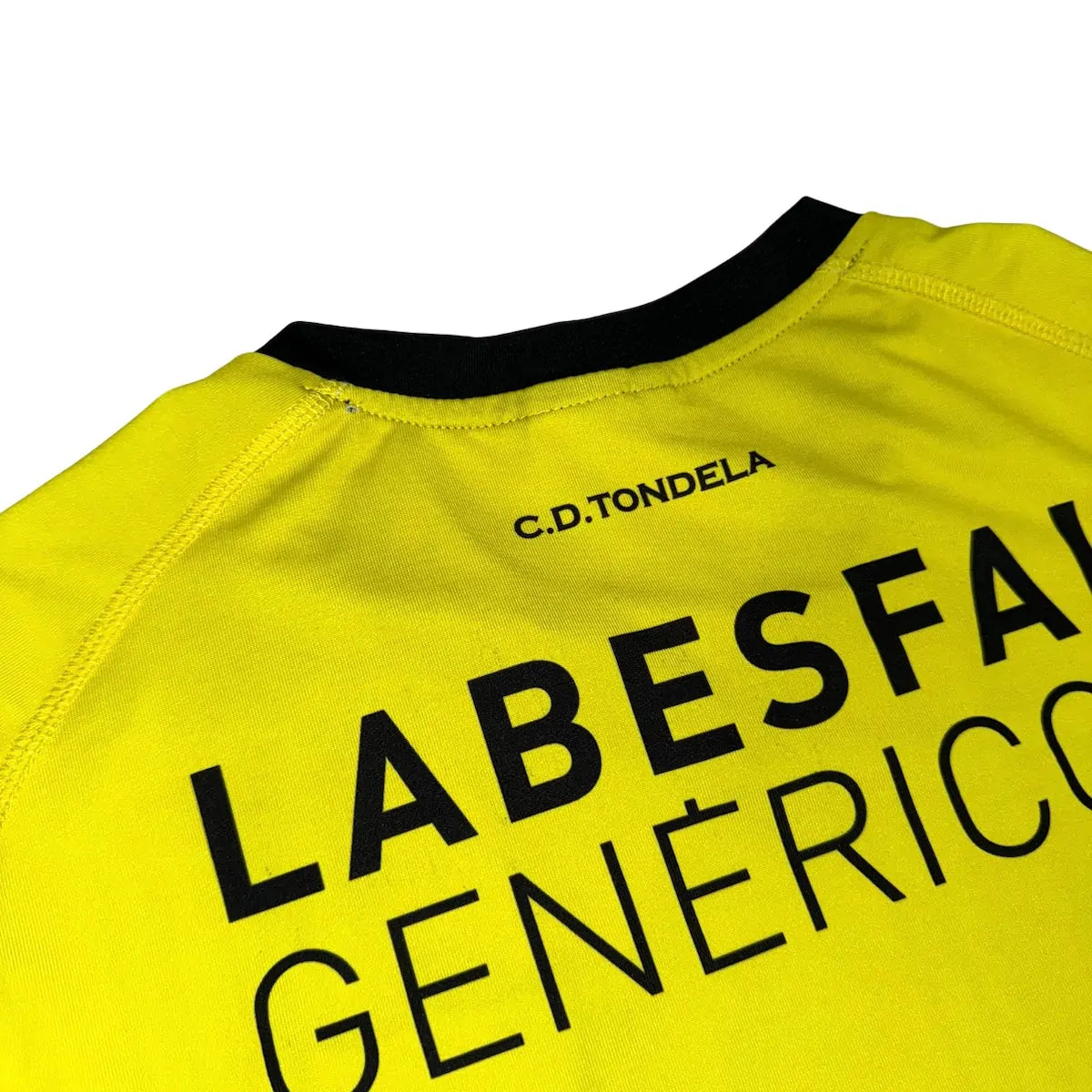 Maillot du CD Tondela 2014 15 Domicile