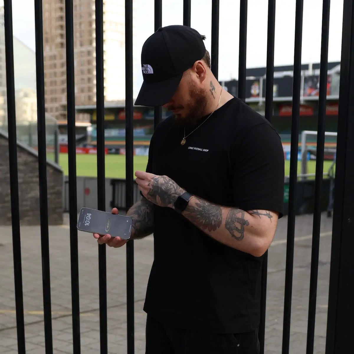 T-shirt ULTRAS - BLACK x IFS - Iconic Football Shop