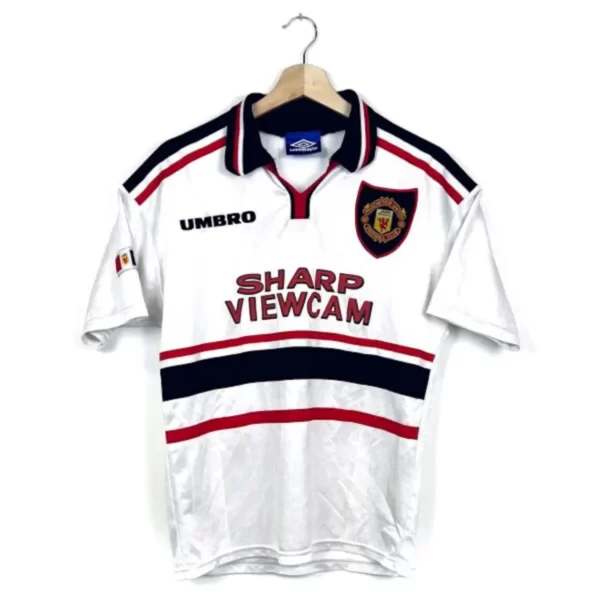 1997_99-Manchester_United-Extérieur-16a1