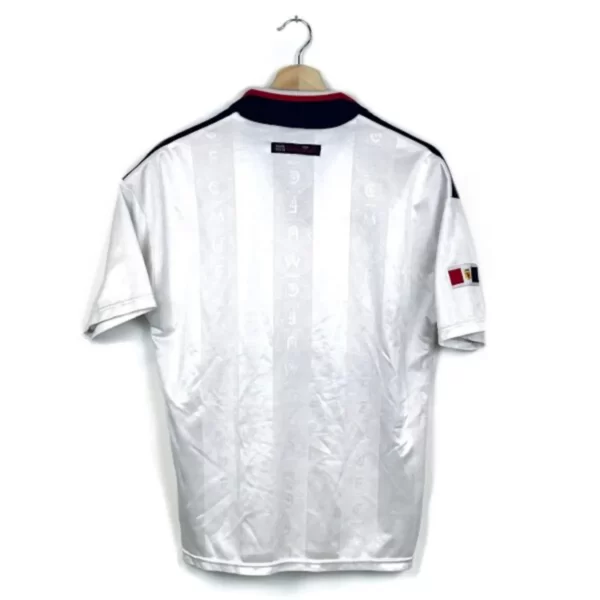 1997_99-Manchester_United-Extérieur-16a1
