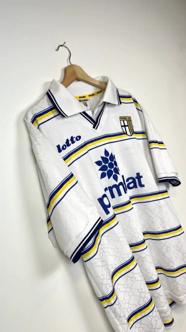 1998_99-Parme-Extérieur-(XL)1